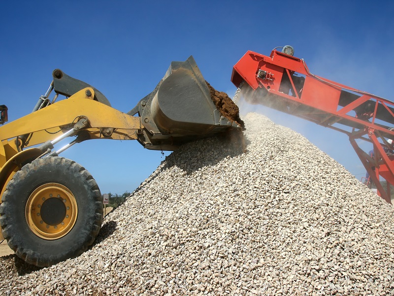 https://as-spec.ru/stone-pile-and-machines/